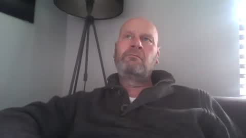 bigmike3339 online show from February 24, 2025, 11:43 am