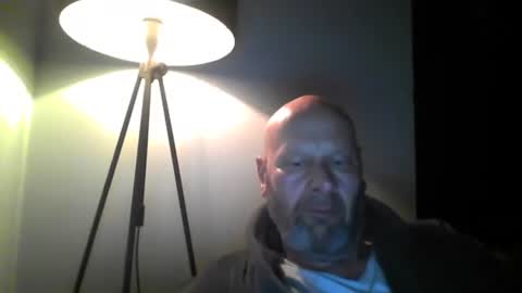bigmike3339 online show from February 27, 2025, 4:52 am