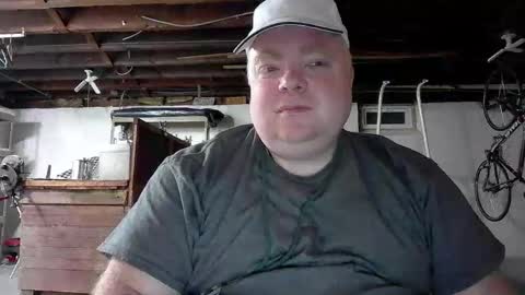 Big Red online show from May 4, 2026, 1:01 am