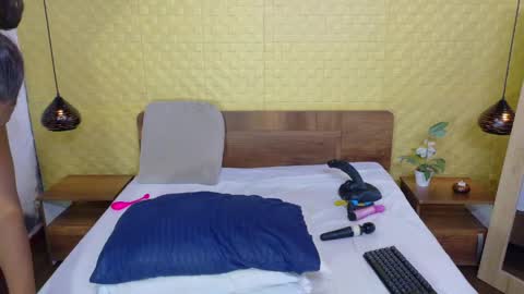 bigroundbooty_ online show from May 26, 2026, 9:00 pm