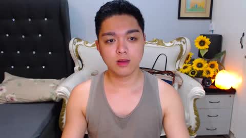Snapshot of bigshowforyouxx chatting on February 18, 2025, 6:59 am Jay online show from February 18, 2025, 6:59 am