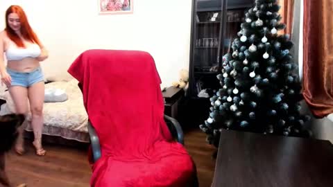 Snapshot of bigsmiletits chatting on January 27, 2025, 12:58 pm Julia online show from January 27, 2025, 12:58 pm