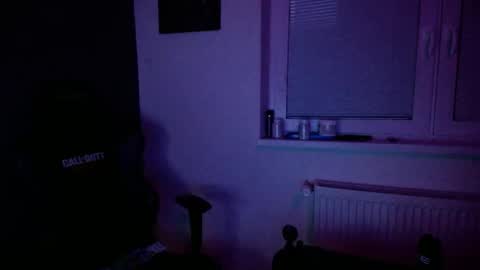 Tomiii online show from April 1, 2026, 1:17 am