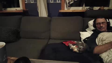 bigswe1 online show from December 8, 2024, 8:36 pm