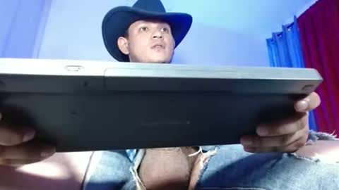 MANUEL online show from May 23, 2026, 1:33 am