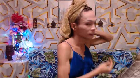 Snapshot of bigthickcock69xx chatting on January 16, 2025, 12:09 pm sophia online show from January 16, 2025, 12:09 pm