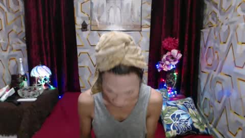 Snapshot of bigthickcock69xx chatting on January 28, 2025, 10:23 am sophia online show from January 28, 2025, 10:23 am