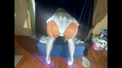 Snapshot of bigtits5371 chatting on September 20, 2025, 1:56 pm bigtits5371 online show from September 20, 2025, 1:56 pm