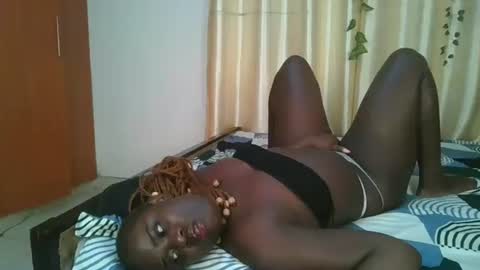 Snapshot of bigtits_baddie chatting on November 29, 2025, 1:08 am bigtits_baddie online show from November 29, 2025, 1:08 am