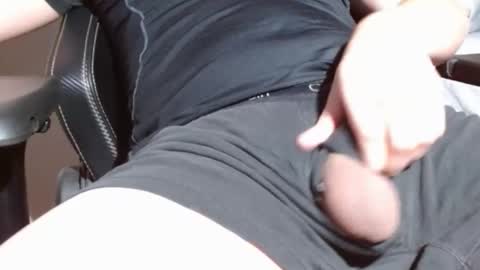 Snapshot of bigtittylover333 chatting on February 17, 2026, 11:44 pm bigtittylover333 online show from February 17, 2026, 11:44 pm