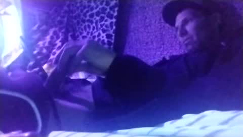 bigwalkdog420 online show from January 28, 2025, 6:38 am