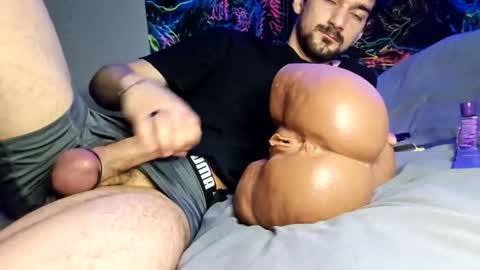 bigwhitecock_liam online show from May 30, 2026, 5:54 pm