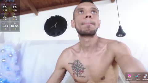 Snapshot of bigzehuz chatting on December 3, 2024, 6:28 pm andres online show from December 3, 2024, 6:28 pm