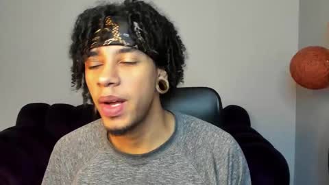 Sebas online show from September 18, 2025, 2:52 pm