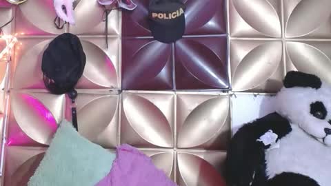 Biky Hot online show from December 17, 2025, 8:04 pm