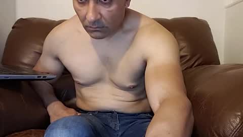 Bilie online show from October 12, 2025, 9:14 pm