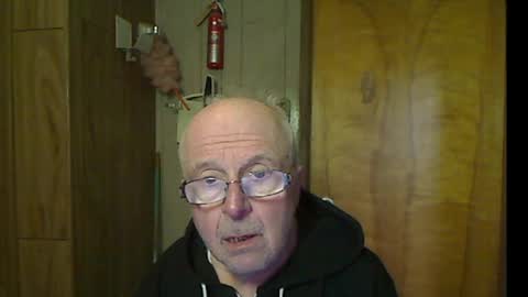 Snapshot of bill_25061 chatting on April 13, 2026, 4:34 pm bill_25061 online show from April 13, 2026, 4:34 pm