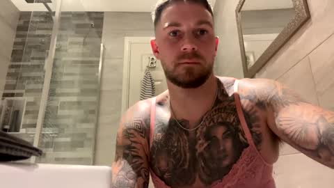 Snapshot of billicd chatting on December 19, 2024, 6:01 pm Billicdx online show from December 19, 2024, 6:01 pm