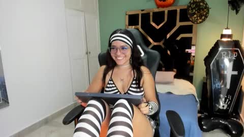 Billie online show from October 15, 2025, 7:03 pm