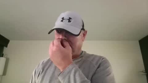 Snapshot of billjames55 chatting on February 15, 2026, 11:01 pm billjames55 online show from February 15, 2026, 11:01 pm