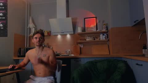 Billy and Lisahelp us to reach 100 likes online show from October 19, 2025, 10:05 am