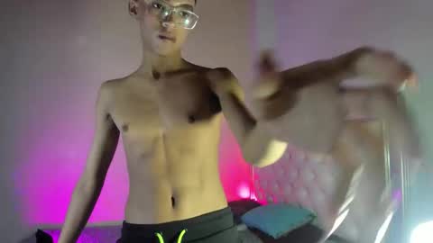 Snapshot of billy_jamees chatting on November 14, 2025, 4:49 pm Sam online show from November 14, 2025, 4:49 pm