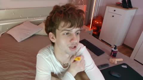Bimbo boy online show from May 29, 2026, 2:04 pm