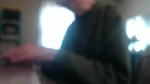 Snapshot of bimbttm chatting on December 13, 2024, 5:54 pm Bimbttm online show from December 13, 2024, 5:54 pm