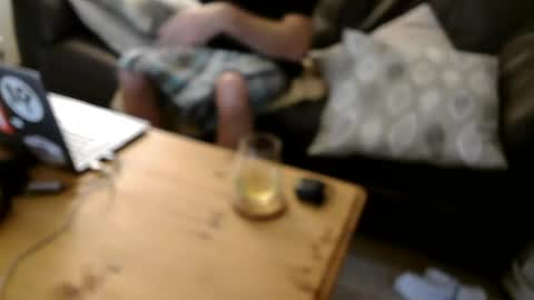 Snapshot of bindmedown chatting on October 17, 2025, 8:55 pm bindmedown online show from October 17, 2025, 8:55 pm