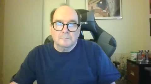 Snapshot of bink195234 chatting on January 9, 2026, 4:43 pm Bink195234 online show from January 9, 2026, 4:43 pm