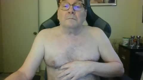 Snapshot of bink195234 chatting on January 14, 2026, 7:30 pm Bink195234 online show from January 14, 2026, 7:30 pm