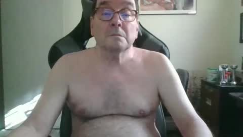 Snapshot of bink195234 chatting on February 13, 2026, 8:16 pm Bink195234 online show from February 13, 2026, 8:16 pm