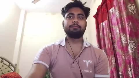 Snapshot of birbikrom104 chatting on November 11, 2025, 5:13 pm birbikrom104 online show from November 11, 2025, 5:13 pm