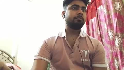 Snapshot of birbikrom104 chatting on November 12, 2025, 7:53 am birbikrom104 online show from November 12, 2025, 7:53 am