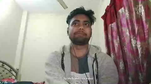 Snapshot of birbikrom104 chatting on December 2, 2025, 6:03 pm birbikrom104 online show from December 2, 2025, 6:03 pm