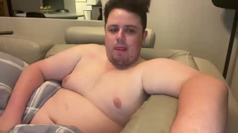 Snapshot of bisexualchubbyboy chatting on March 5, 2026, 9:49 am james online show from March 5, 2026, 9:49 am