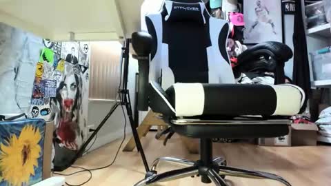 bisexualjay online show from March 29, 2026, 2:39 pm