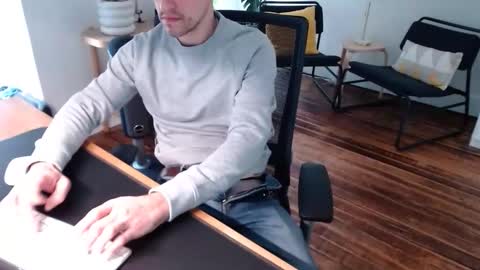 Snapshot of bisexy_man chatting on January 13, 2026, 3:39 pm bisexy_man online show from January 13, 2026, 3:39 pm