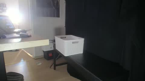 Snapshot of bishop021776191 chatting on March 17, 2026, 10:13 pm Hungcouple online show from March 17, 2026, 10:13 pm