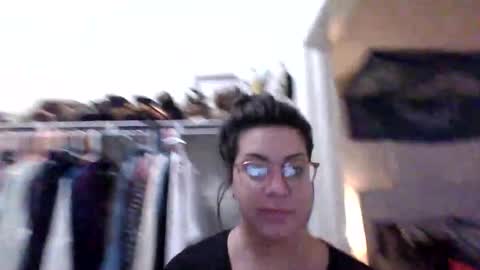 Snapshot of bj4290 chatting on November 18, 2025, 5:06 pm bj4290 online show from November 18, 2025, 5:06 pm