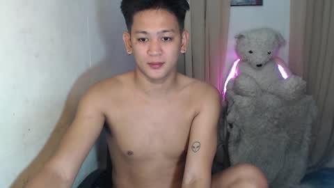 Snapshot of bj_alex31 chatting on November 4, 2025, 3:44 pm alex online show from November 4, 2025, 3:44 pm