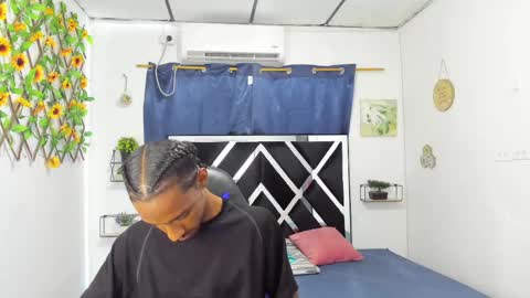 Snapshot of bj_black chatting on September 13, 2025, 5:07 am bj_black online show from September 13, 2025, 5:07 am