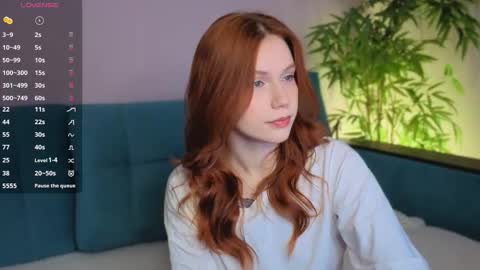 Julia online show from November 2, 2025, 9:11 am