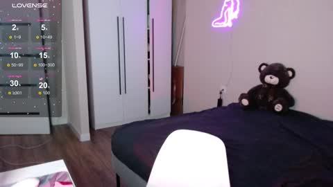 bklfeya online show from November 12, 2025, 6:08 pm