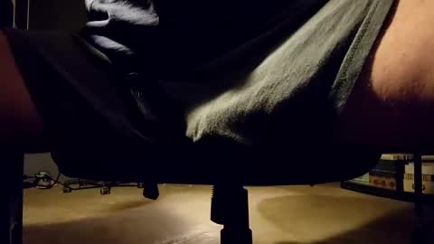 Snapshot of bkupsguy chatting on January 12, 2025, 3:17 am bkupsguy online show from January 12, 2025, 3:17 am