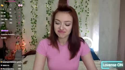 Kitty online show from November 15, 2025, 12:45 pm