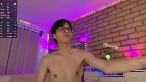 Snapshot of bl_cos chatting on February 8, 2026, 6:39 am Biel online show from February 8, 2026, 6:39 am