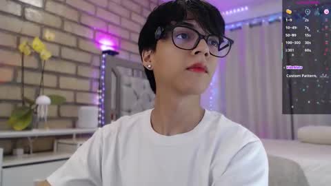 Snapshot of bl_cos chatting on February 17, 2026, 4:53 am Biel online show from February 17, 2026, 4:53 am