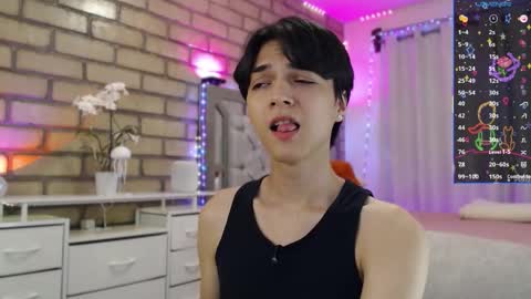 Snapshot of bl_cos chatting on February 25, 2026, 4:33 am Biel online show from February 25, 2026, 4:33 am