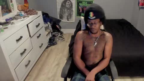 Plant Base Streamers From Pennsylvania online show from December 4, 2025, 12:20 am